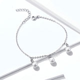 Simple Pearl Bracelet