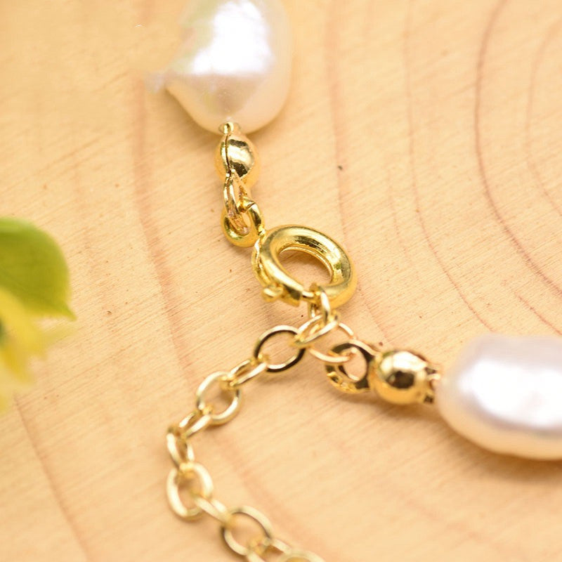 Baroque freshwater pearl bracelet